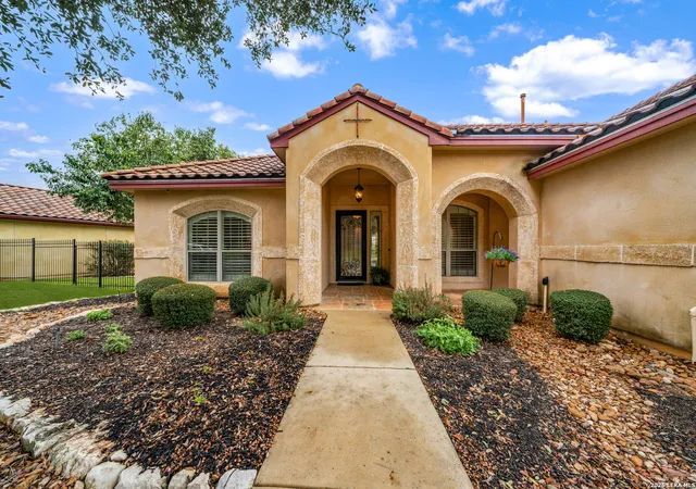 Photo 3 of Sale Pending at 18638 Castellani, San Antonio, TX 78258 | MLS# 1948708 | Listing updated on 2026-03-23