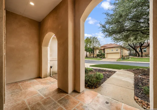 Photo 4 of Sale Pending at 18638 Castellani, San Antonio, TX 78258 | MLS# 1948708 | Listing updated on 2026-03-23