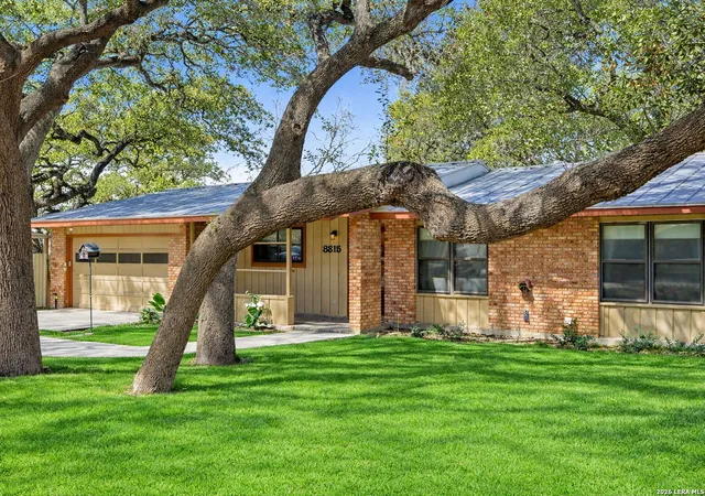 Photo 2 of Sale Pending at 8815 Sagebrush, San Antonio, TX 78217 | MLS# 1948711 | Listing updated on 2026-05-15