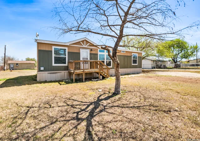 26th image of 114 County Road 5600, Castroville, TX 78009 | MLS# 1948731