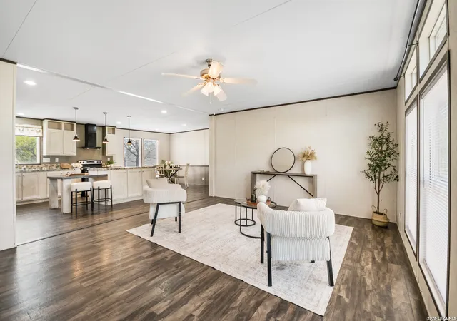 3rd image of 114 County Road 5600, Castroville, TX 78009 | MLS# 1948731