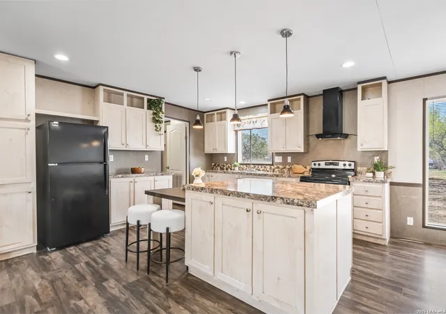5th image of 114 County Road 5600, Castroville, TX 78009 | MLS# 1948731