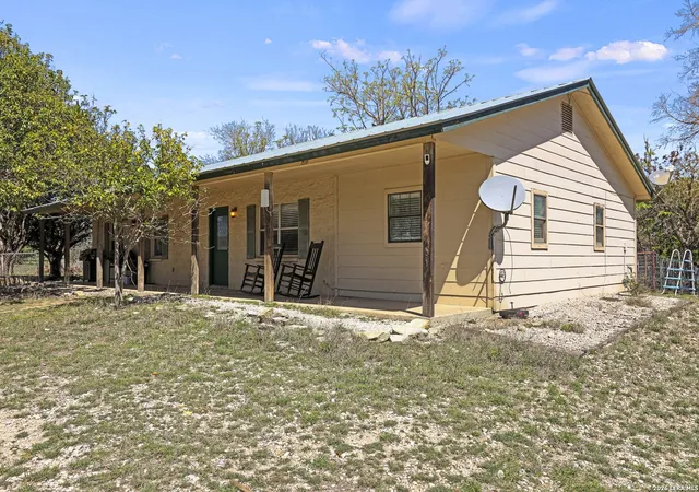 Photo 4 of Single family home for sale at 146 Exotic, Bandera, TX 78003 | MLS# 1948745 | Listing updated on 2026-10-07