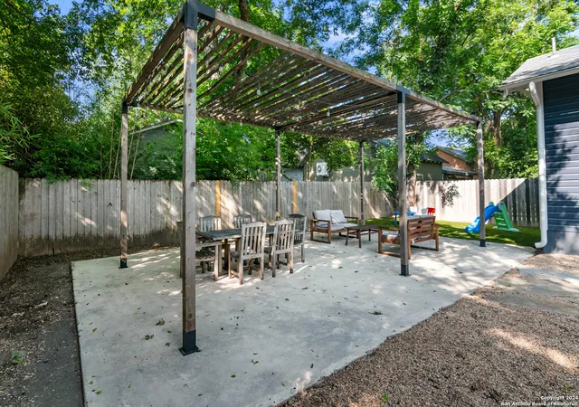 Photo 27 of Single family home for sale at 126 Armour Pl, San Antonio, TX 78212 | MLS# 1948753 | Listing updated on 2026-03-24