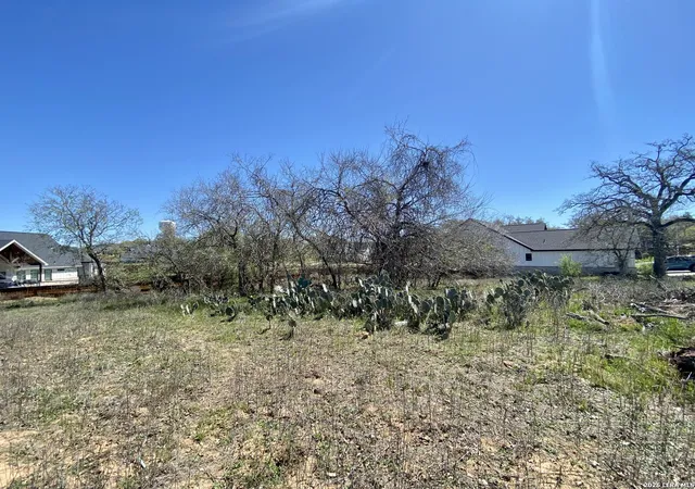 1st image of 117 Red Oak Trail, La Vernia, TX 78121 | MLS# 1948755