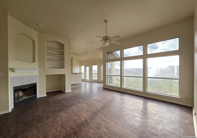 Photo 3 of Single family home for sale at 135 Muirfield Ln, La Vernia, TX 78121 | MLS# 1948769 | Listing updated on 2026-05-19
