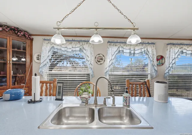 Photo 2 of Single family home for sale at 232 Sir Arthur, Canyon Lake, TX 78133 | MLS# 1948785 | Listing updated on 2026-06-02