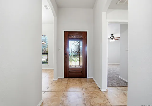 Photo 4 of Sale Pending at 1924 Vista View, Pleasanton, TX 78064 | MLS# 1948808 | Listing updated on 2026-05-11