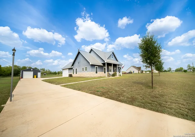 1st image of 1005 E County Road 678, Natalia, TX 78059 | MLS# 1948811