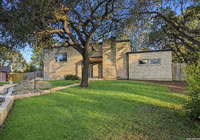 Photo 3 of Single family home for sale at 1248 Abbotsbury, Universal City, TX 78148 | MLS# 1948817 | Listing updated on 2026-03-24