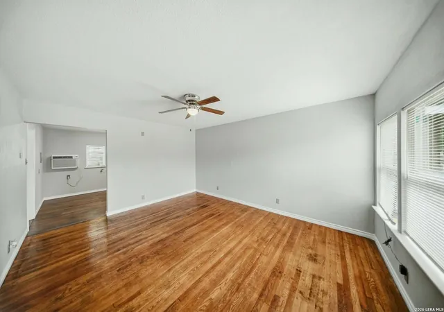 Photo 3 of Sale Pending at 435 Avondale, San Antonio, TX 78223 | MLS# 1948837 | Listing updated on 2026-04-14