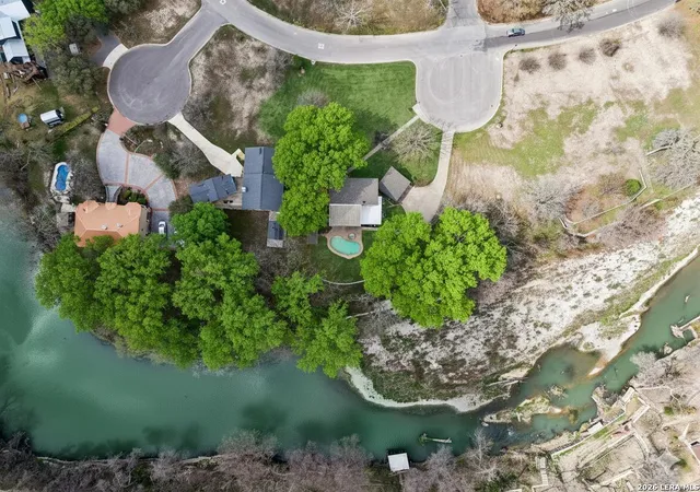 5th image of 54 S Hampton Dr, Seguin, TX 78155 | MLS# 1948852