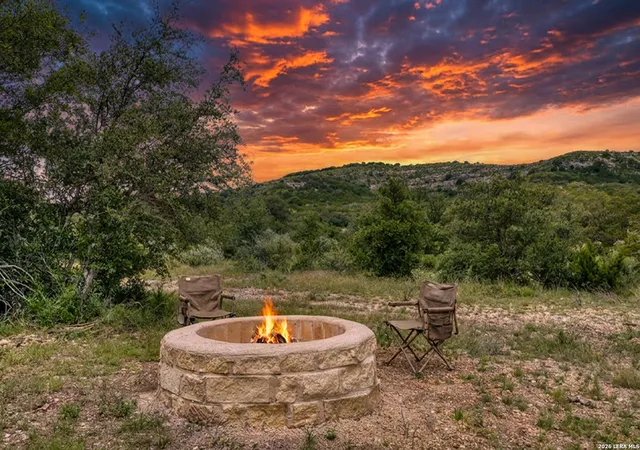 2nd image of Lot 4b 22819 S Hwy 55, Uvalde, TX 78801 | MLS# 1948854