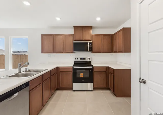 Photo 3 of Sale Pending at 12926 Bone Dry Ln, Von Ormy, TX 78073 | MLS# 1948867 | Listing updated on 2026-04-23