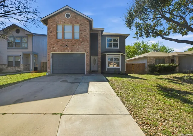 Photo 1 of Single family home for sale at 7658 Heathridge, San Antonio, TX 78250 | MLS# 1948882 | Listing updated on 2026-04-06