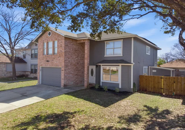 Photo 3 of Single family home for sale at 7658 Heathridge, San Antonio, TX 78250 | MLS# 1948882 | Listing updated on 2026-04-06