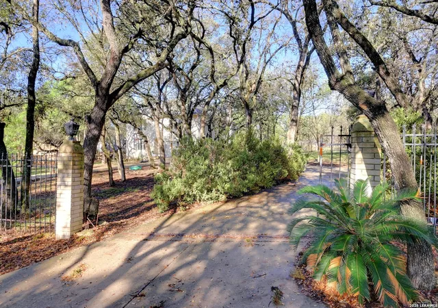 Photo 3 of Sale Pending at 5307 Misty, San Antonio, TX 78250 | MLS# 1948958 | Listing updated on 2026-03-22