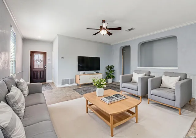 Photo 3 of Sale Pending at 20718 Pearl Harvest, San Antonio, TX 78259 | MLS# 1948968 | Listing updated on 2026-04-27