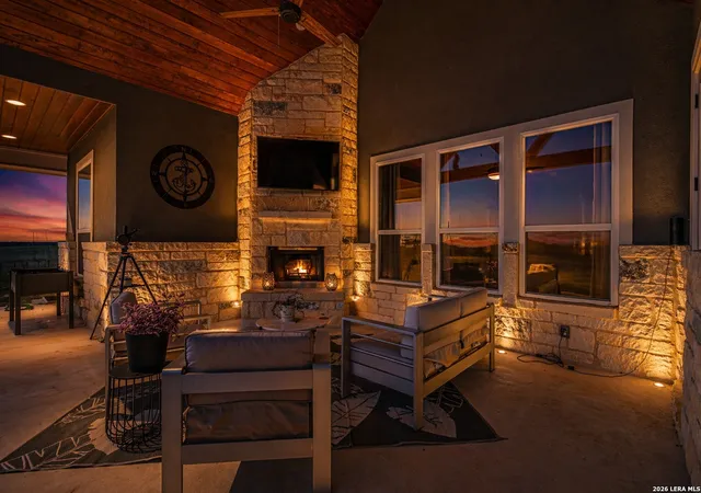 2nd image of 157 Summer Meadow, La Vernia, TX 78121 | MLS# 1948972