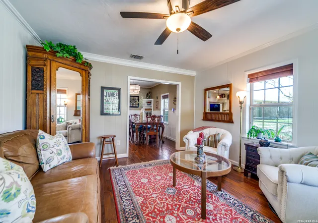 Photo 2 of Single family home for sale at 313 Roosevelt, Boerne, TX 78006 | MLS# 1949020 | Listing updated on 2026-09-11