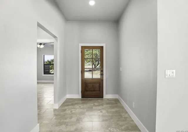 Photo 3 of Single family home for sale at 1615 Rocky Ridge Loop, Canyon Lake, TX 78133 | MLS# 1949034 | Listing updated on 2026-10-20