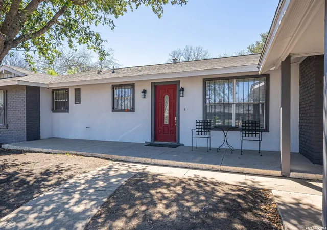Photo 3 of Sale Pending at 5630 Seacomber, San Antonio, TX 78242 | MLS# 1949078 | Listing updated on 2026-09-08