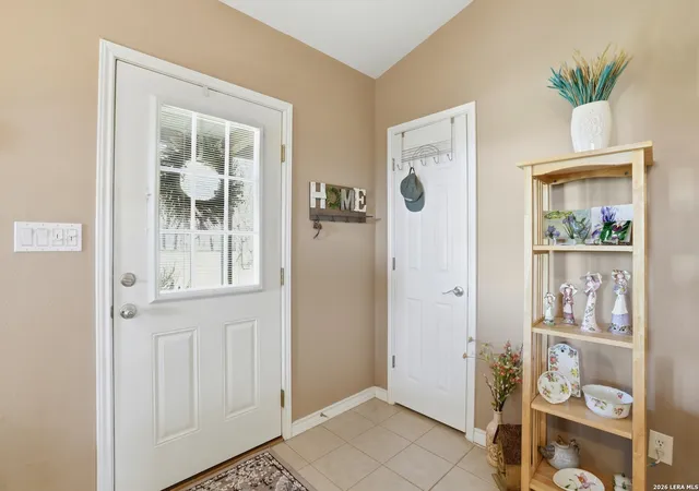 4th image of 293 Woodrow Center, Kingsbury, TX 78638 | MLS# 1949108
