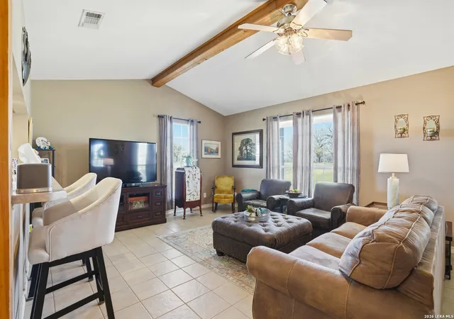 5th image of 293 Woodrow Center, Kingsbury, TX 78638 | MLS# 1949108