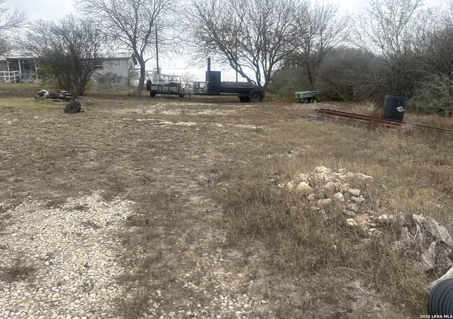 Photo 3 of Manufactured home for sale at 298 County Road 5633, Castroville, TX 78009 | MLS# 1949129 | Listing updated on 2026-03-26