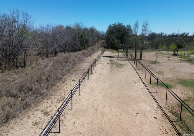 10th image of 14398 Greenwood Rd, Lytle, TX 78002 | MLS# 1949159
