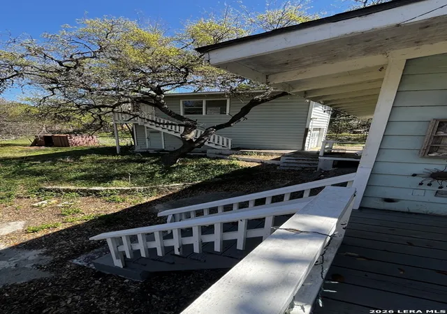 4th image of 535 Twin Elm, Canyon Lake, TX 78133 | MLS# 1949162