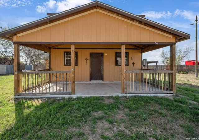 1st image of 18883 Lagloria Rd, Elmendorf, TX 78112 | MLS# 1949171