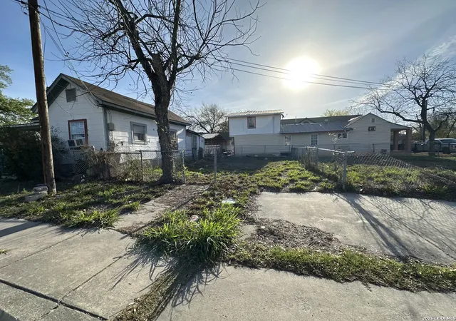 2nd image of 712 S Calaveras, San Antonio, TX 78207 | MLS# 1949241