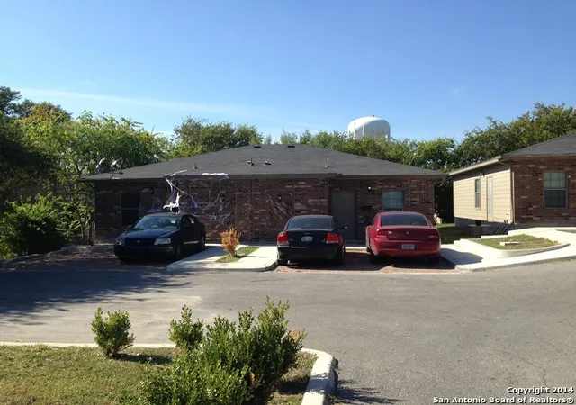 Photo 3 of Sale Pending at 10911 Baltic, San Antonio, TX 78213 | MLS# 1949273 | Listing updated on 2026-04-27