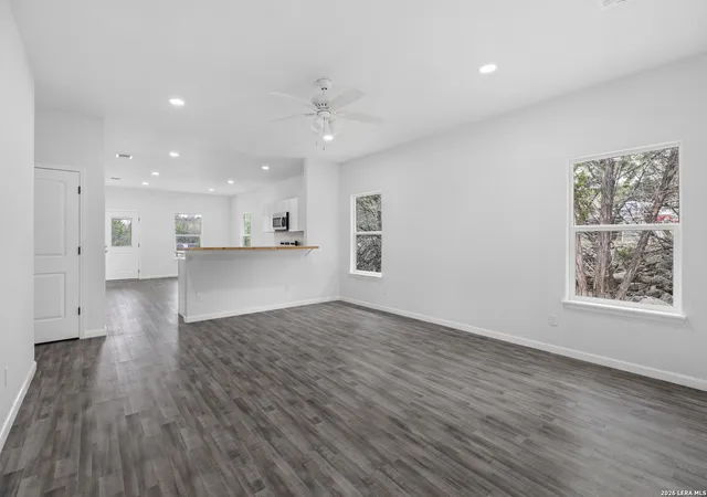 Photo 3 of Single family home for sale at 1234 Clearcreek Dr, Canyon Lake, TX 78133 | MLS# 1949280 | Listing updated on 2026-03-27