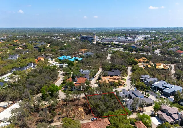 Photo 2 of Sale Pending at 87 Simsbury, San Antonio, TX 78230 | MLS# 1949295 | Listing updated on 2026-08-10