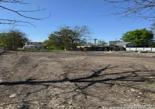 1st image of 314 Lamar, San Antonio, TX 78202 | MLS# 1949299