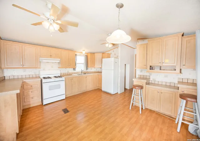 4th image of 4919 County Road 545, Devine, TX 78016 | MLS# 1949316