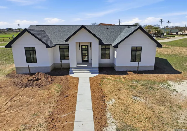2nd image of 340 Spring Creek, Bandera, TX 78003 | MLS# 1949346
