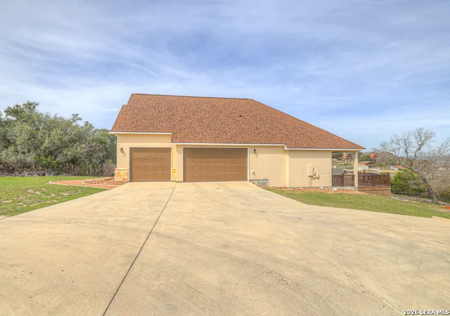 Photo 1 of Sale Pending at 115 Scarlet, Canyon Lake, TX 78133 | MLS# 1949368 | Listing updated on 2026-03-16