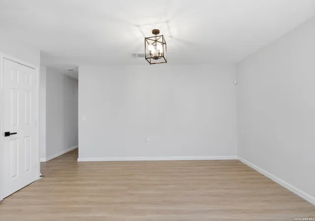 5th image of 6118 Hopes Ferry, San Antonio, TX 78233 | MLS# 1949390