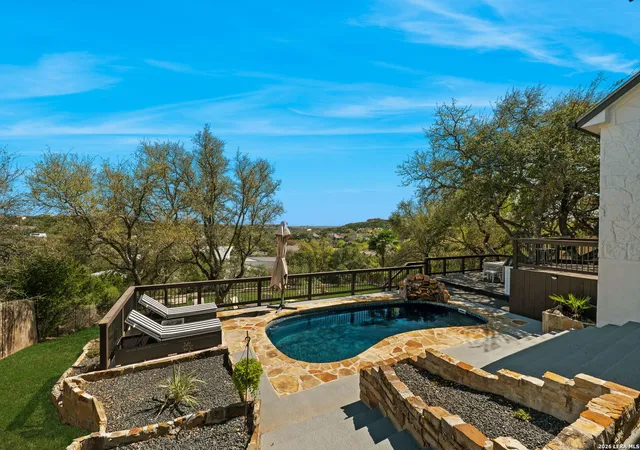 Photo 3 of Sale Pending at 25814 Mount Carillon, San Antonio, TX 78260 | MLS# 1949392 | Listing updated on 2026-03-26