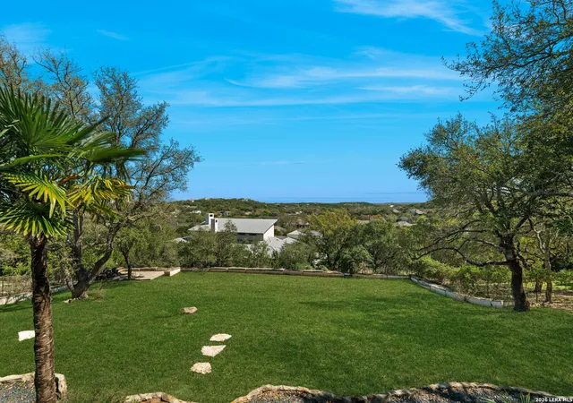 Photo 4 of Sale Pending at 25814 Mount Carillon, San Antonio, TX 78260 | MLS# 1949392 | Listing updated on 2026-03-26