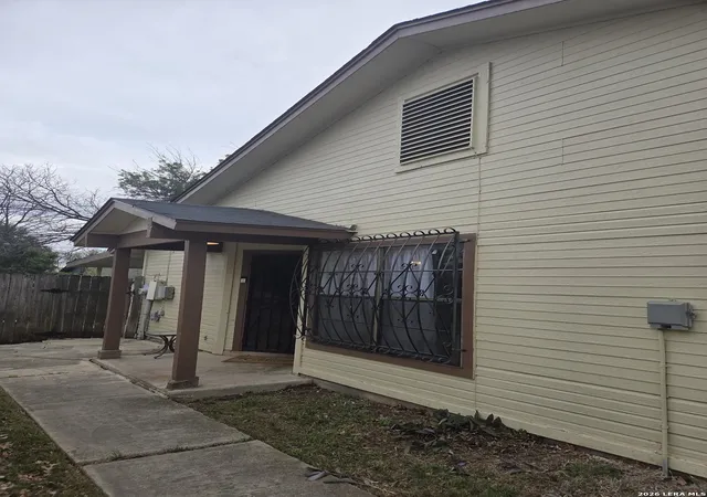 Photo 3 of Single family home for sale at 4910 Dare, San Antonio, TX 78217 | MLS# 1949407 | Listing updated on 2026-06-15