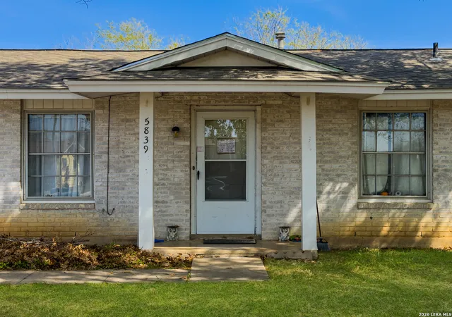 Homes for sale in San Antonio, TX | 5839 Sandy Valley St, San Antonio, TX 78242 | MLS# 1949454