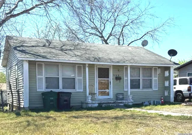 Photo 1 of Sale Pending at 722 John Adams, San Antonio, TX 78228 | MLS# 1949465 | Listing updated on 2026-04-10