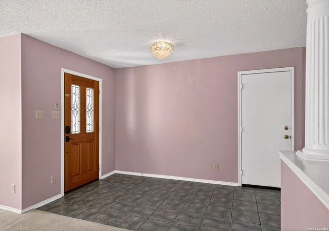 Photo 2 of Sale Pending at 22103 Pelican Edge, San Antonio, TX 78258 | MLS# 1949487 | Listing updated on 2026-04-14