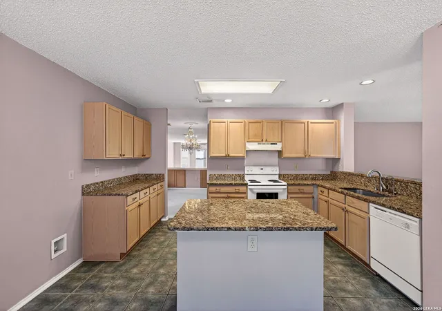 Photo 4 of Sale Pending at 22103 Pelican Edge, San Antonio, TX 78258 | MLS# 1949487 | Listing updated on 2026-04-14