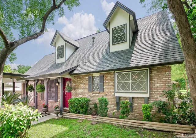 Photo 2 of Single family home for sale at 10202 N Bull Run St, San Antonio, TX 78230 | MLS# 1949494 | Listing updated on 2026-05-13