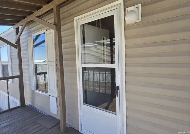 Photo 1 of Manufactured home for sale at 130 Corral, Kingsville, TX 78363 | MLS# 1949501 | Listing updated on 2026-04-15